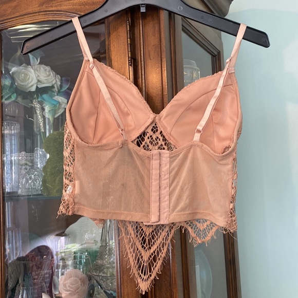 Tank Top - Picture 4 of 7